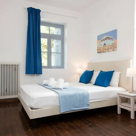 Three Bedroom Traditional Διαμέρισμα *